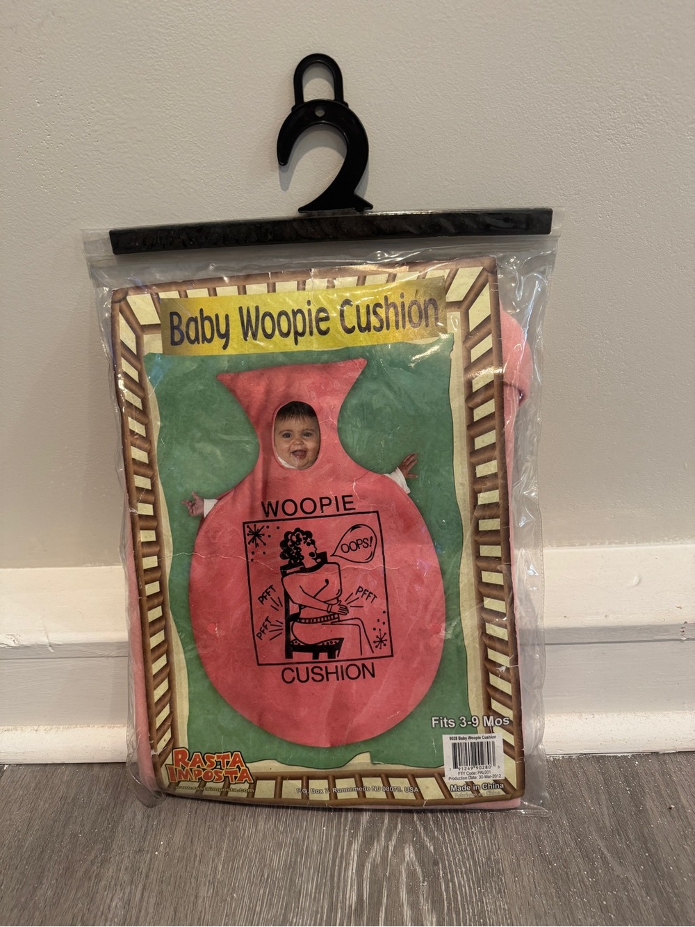 🆕 Vintage “Rasta Imposta” Baby Woopie Cushion Costume